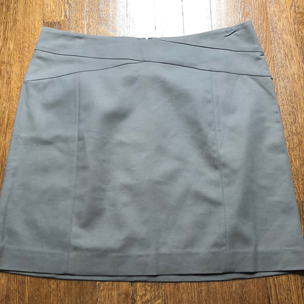 NWT Banana Republic Stretch Gray Mini Skirt 14